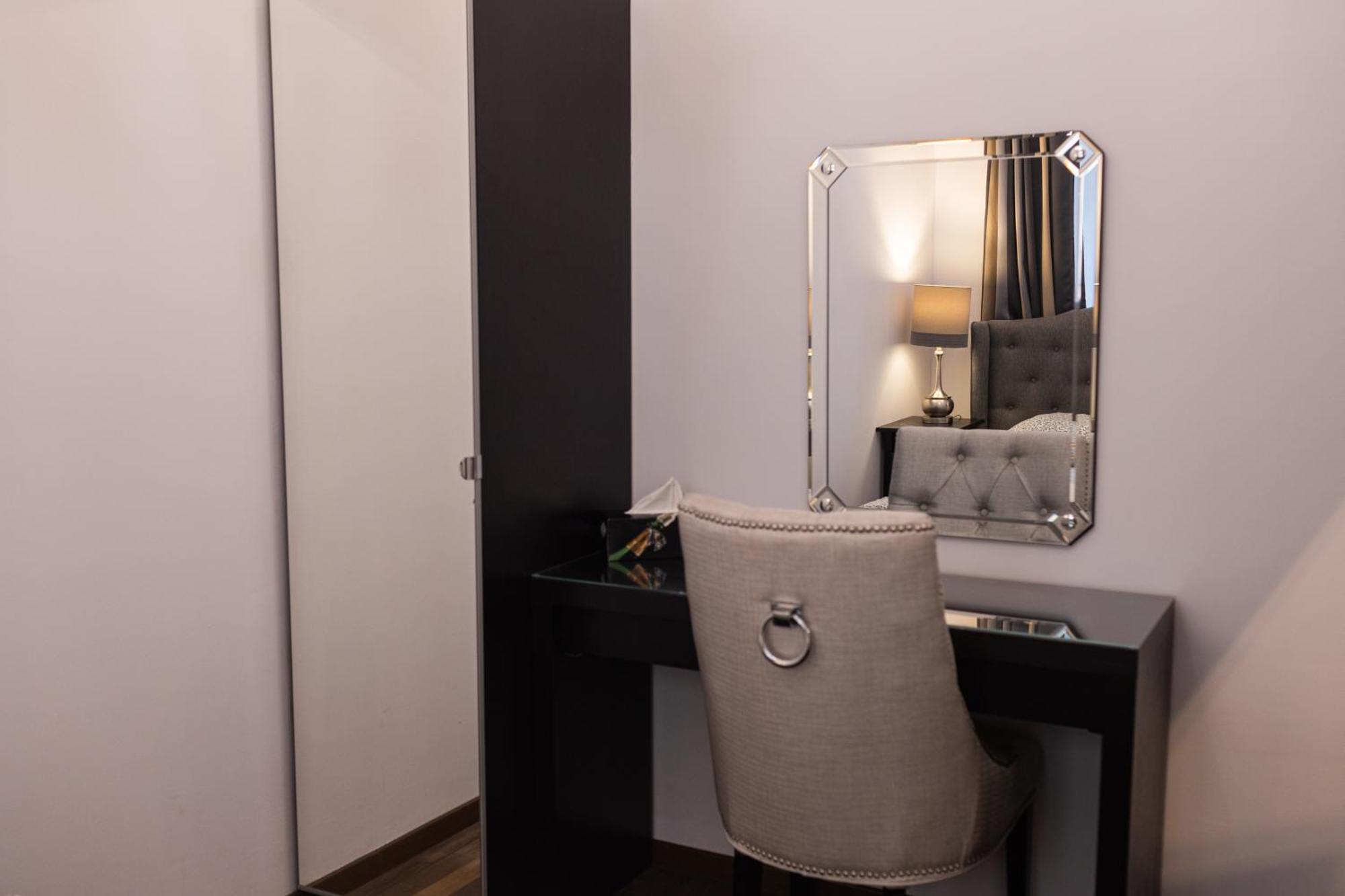 Lux Apartmenty - Old City คราคูฟ ภายนอก รูปภาพ
